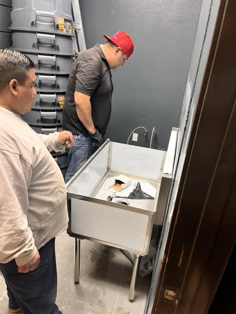 Commercial plumbing and sink installation in Hollywood